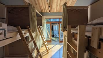 Economy-fællessovesal - mænd/kvinder | Gratis Wi-Fi, sengetøj