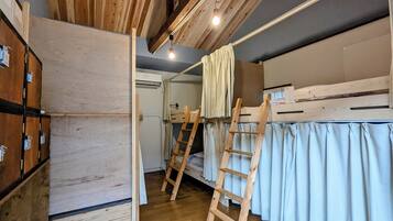 Economy-fællessovesal - mænd/kvinder | Gratis Wi-Fi, sengetøj