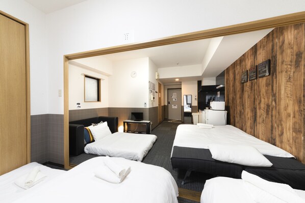 書桌、筆電工作空間、免費無線上網