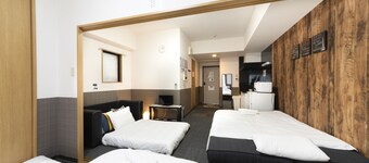 Grande Famille Shimanouchi Dotonbori Condo