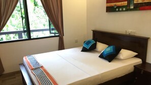 Apartment | Minibar, desk, free rollaway beds, free WiFi - LaLa Inn Bentota (Aluthgama)
