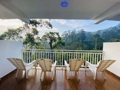 Adams Peak Inn