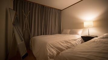 Apartment | 1 bedroom, blackout curtains, iron/ironing board, free WiFi