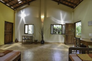 Grand Cottage, Multiple Beds, Terrace, Garden View | Bed sheets - Dudhsagar Plantation (Sanguem)