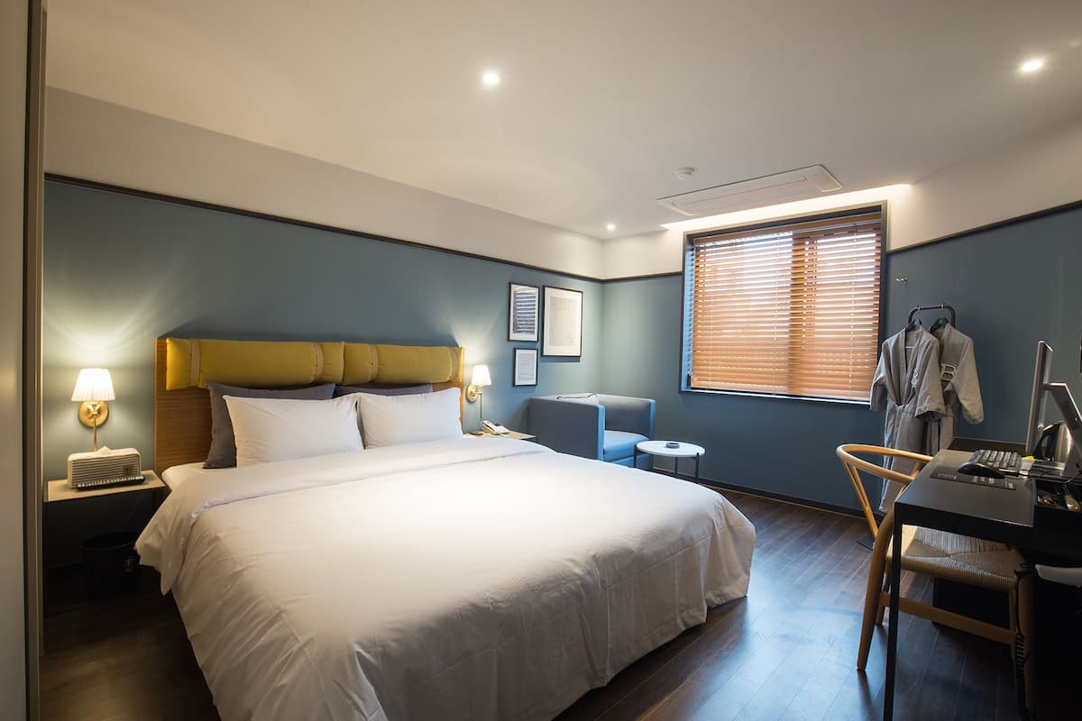 Habitación estándar | Ropa de cama de alta calidad, sistema de insonorización, wifi gratis