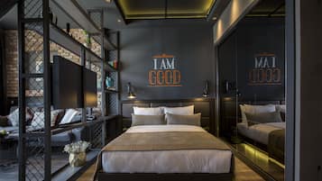Room, 1 Bedroom, Sea View | 1 bedroom, premium bedding, in-room safe, desk