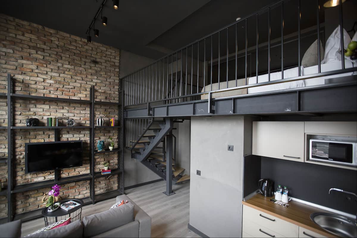 1 bedroom, premium bedding, in-room safe, desk