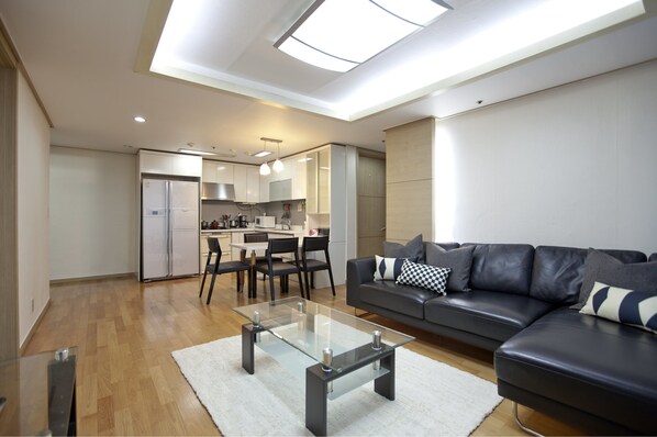 Apartment | Living area