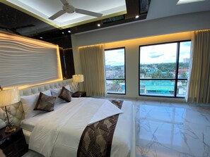 Schreibtisch, kostenloses WLAN, Bettwäsche