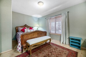 Cabane, 4 chambres | 4 chambres, fer et planche à repasser, draps fournis