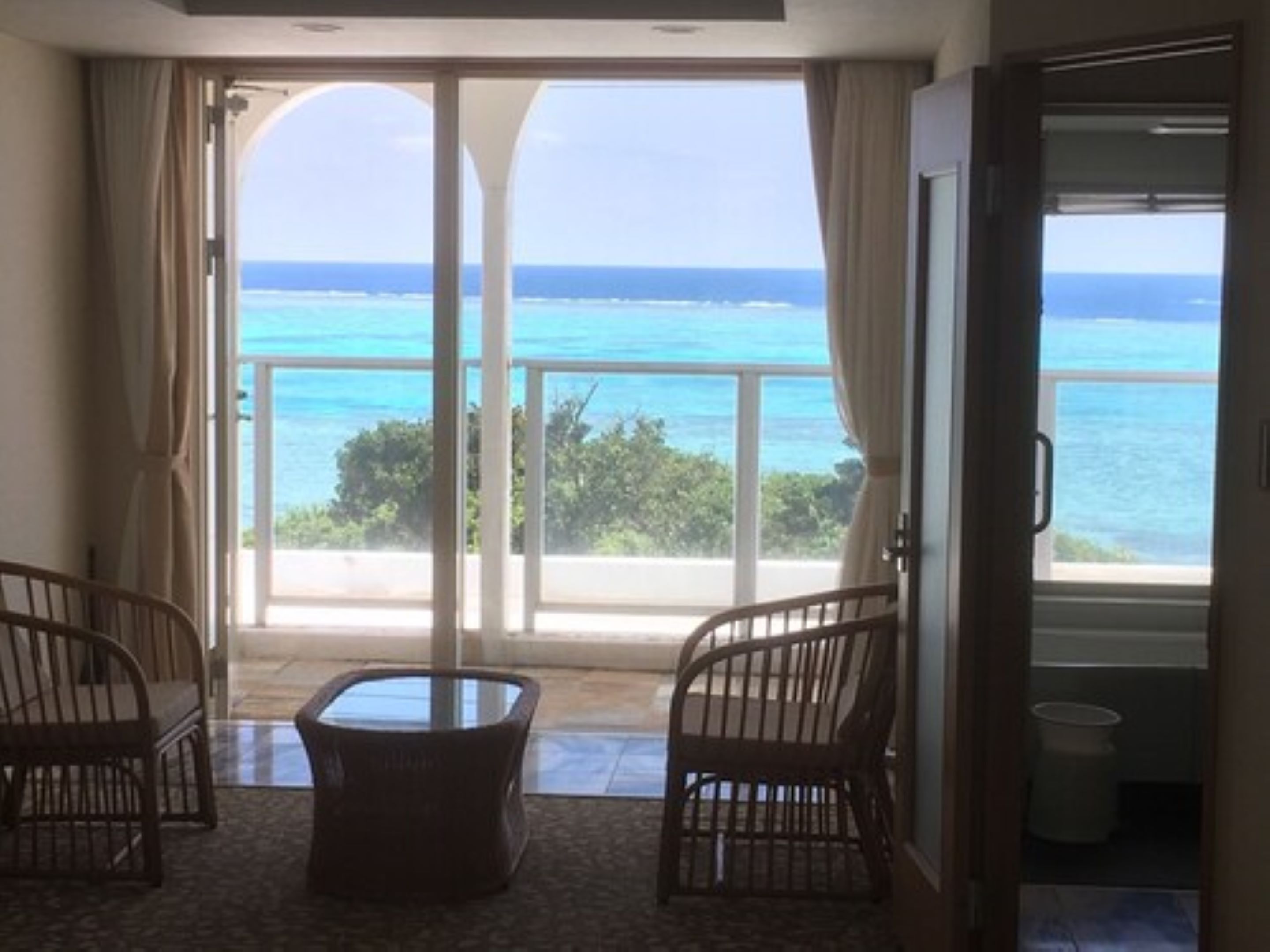 desk, blackout curtains, free wifi, bed sheets