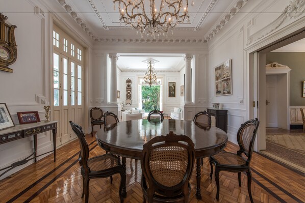 Reception hall - Villa Philippe (Rio de Janeiro)