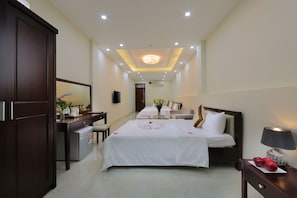  Quiet Suite Family with Skyline Window | View from room - Spoon Hotel (Hanoi)