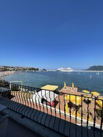 舒适三人房 | 阳台景观