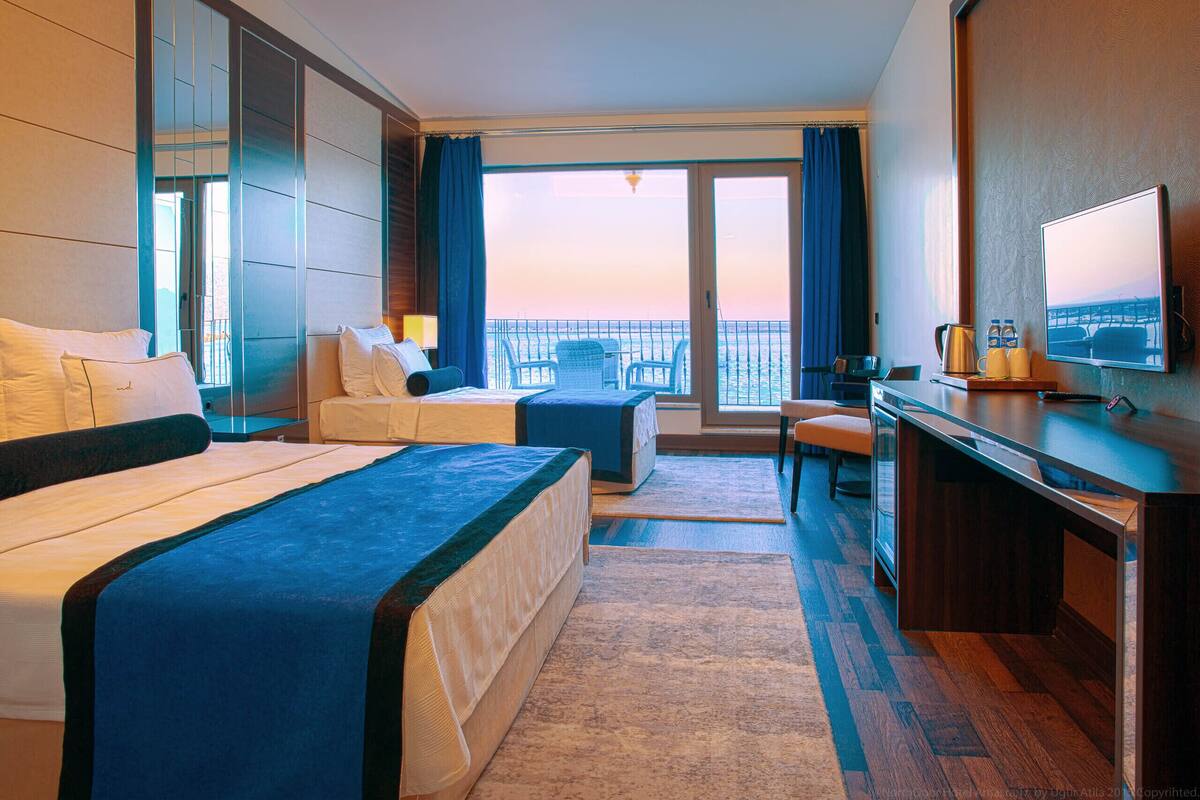 comfort triple room | minibar, in-room safe, soundproofing, iron/ironing board