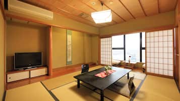 Japanese Style Room with Antechamber | 1 bedroom, in-room safe, WiFi (free), individually decorated