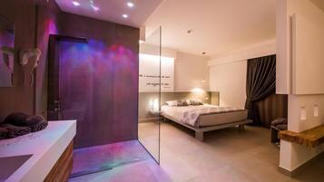 Executive Suite, Balcony, Valley View