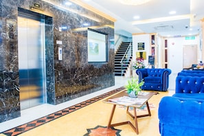 Zona de estar del vestíbulo