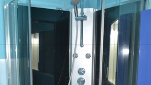 Dobbeltrom | Dusj på badet