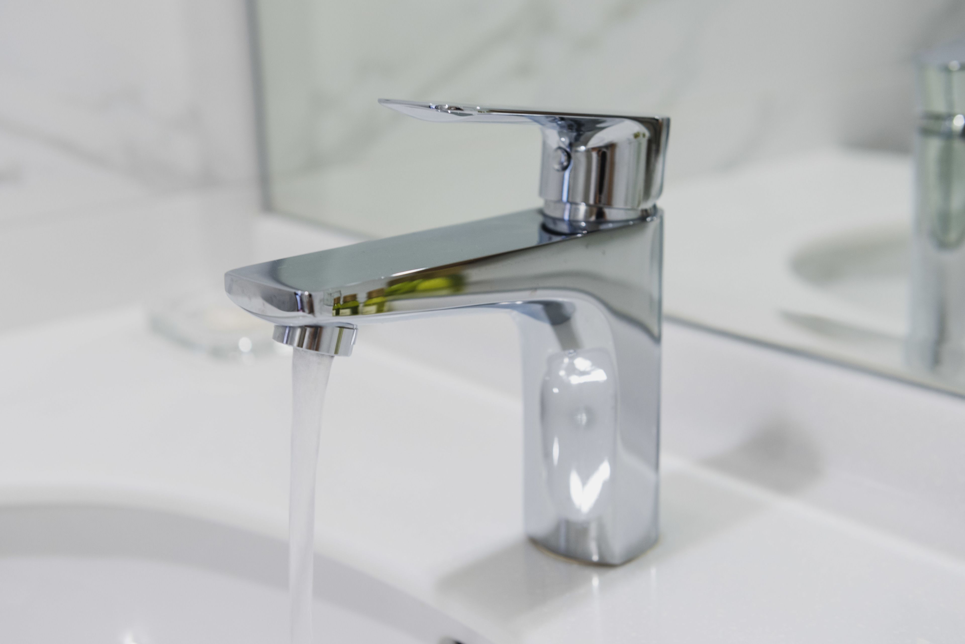 business double or twin room, city view | bathroom | rainfall showerhead, free toiletries, hair dryer, slippers