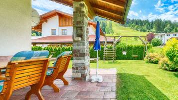 Comfort-Apartment, 2 Schlafzimmer, Nichtraucher, Küche | Terrasse/Patio