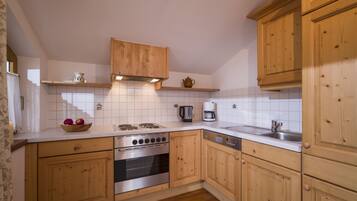 Comfort-Apartment, 2 Schlafzimmer, Nichtraucher, Küche | Eigene Küche | Kühlschrank, Ofen, Herdplatte, Geschirrspüler