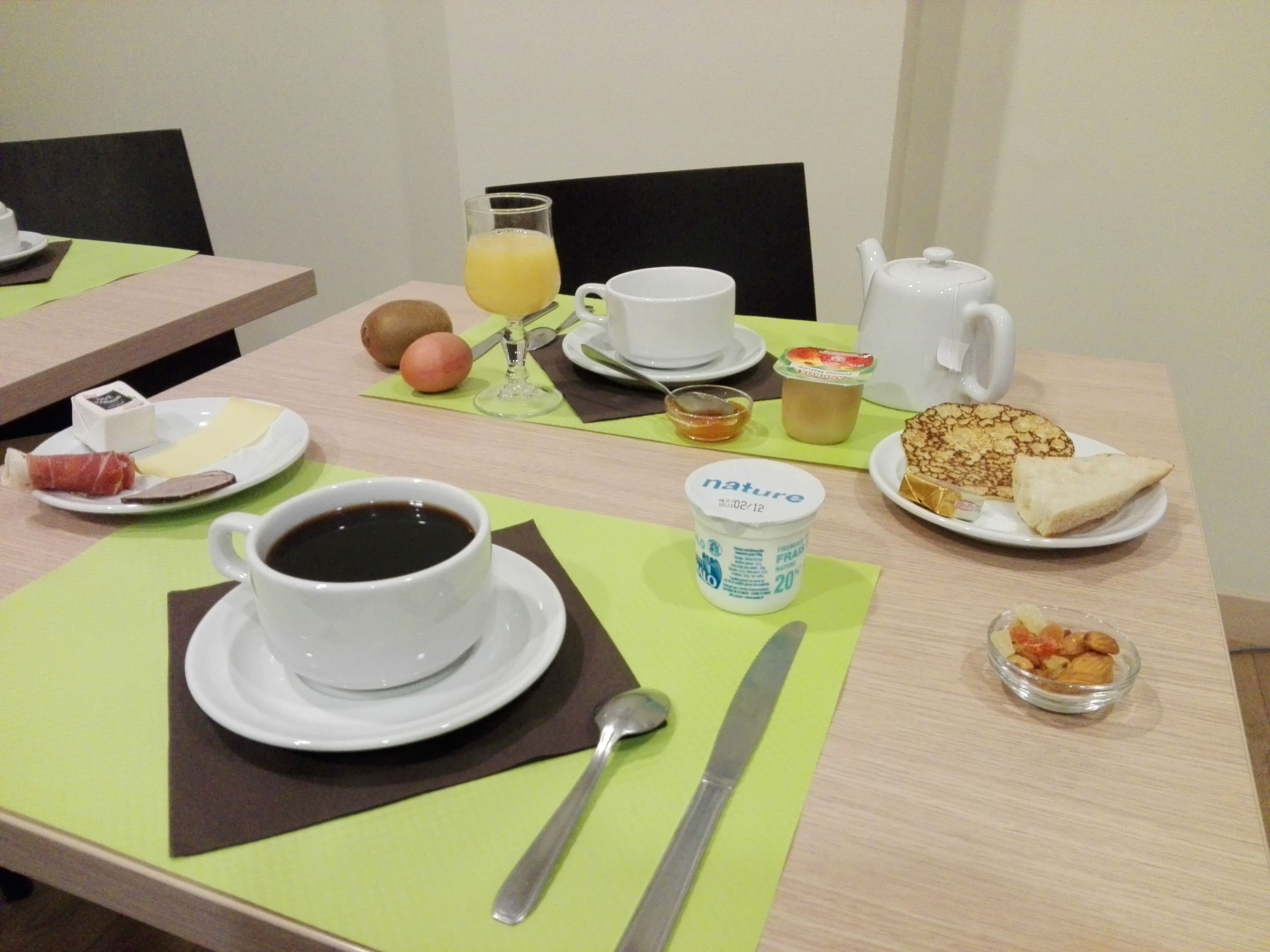 daily buffet breakfast (eur 9.5 per person)