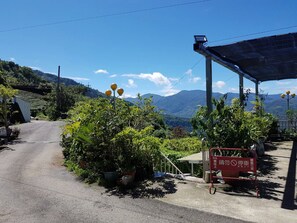 Courtyard - Ming Yang B&B (Zhuqi)