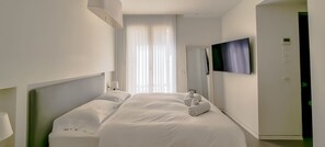 Apartment (2 Bedrooms) | Interior - Beautiful Apt Neve Tzedek Terrace N11 (Tel Aviv)