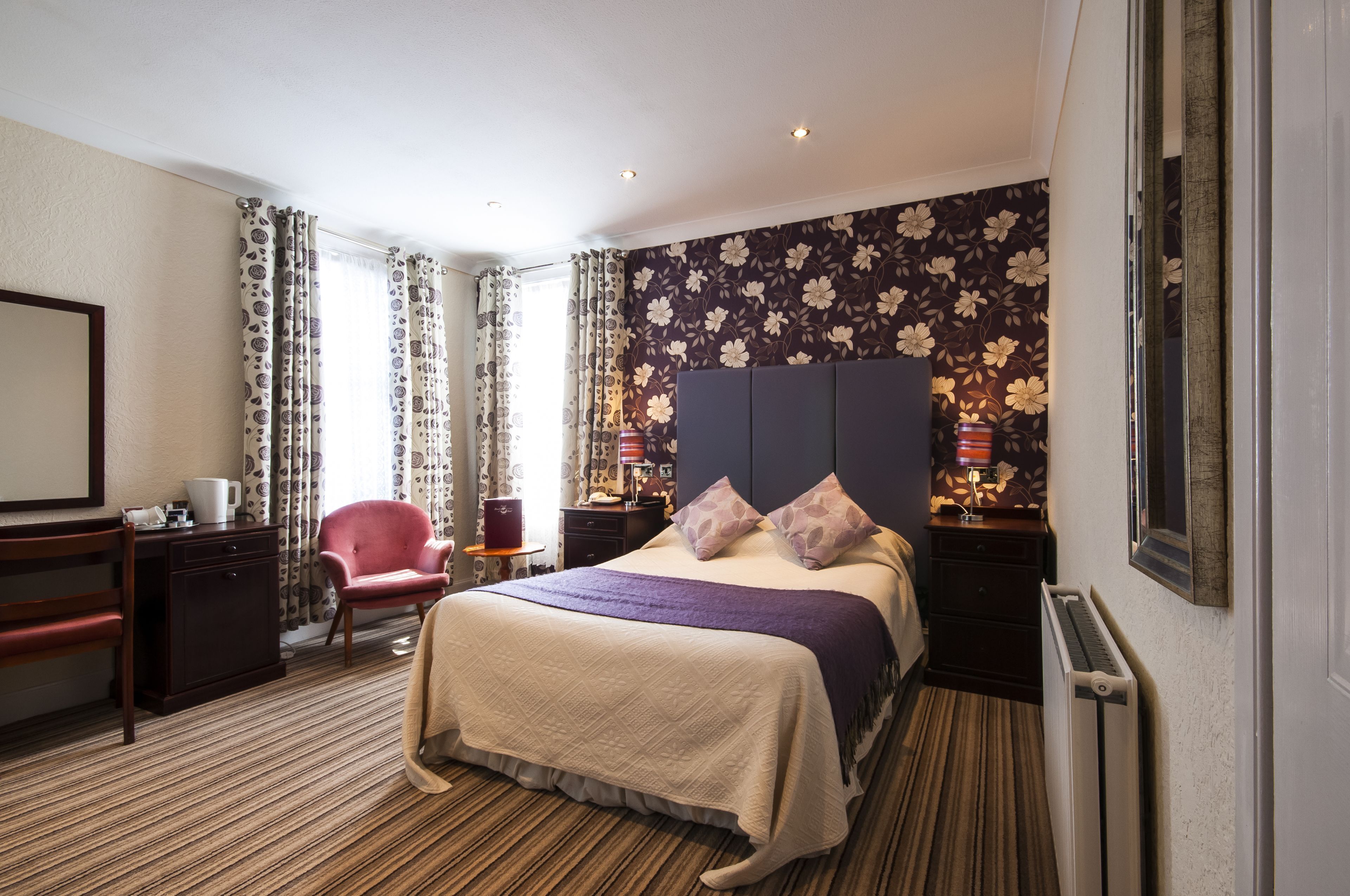 Free WiFi, bed sheets, wheelchair access
