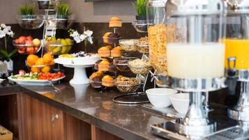 Desayuno bufé gratuito y diario