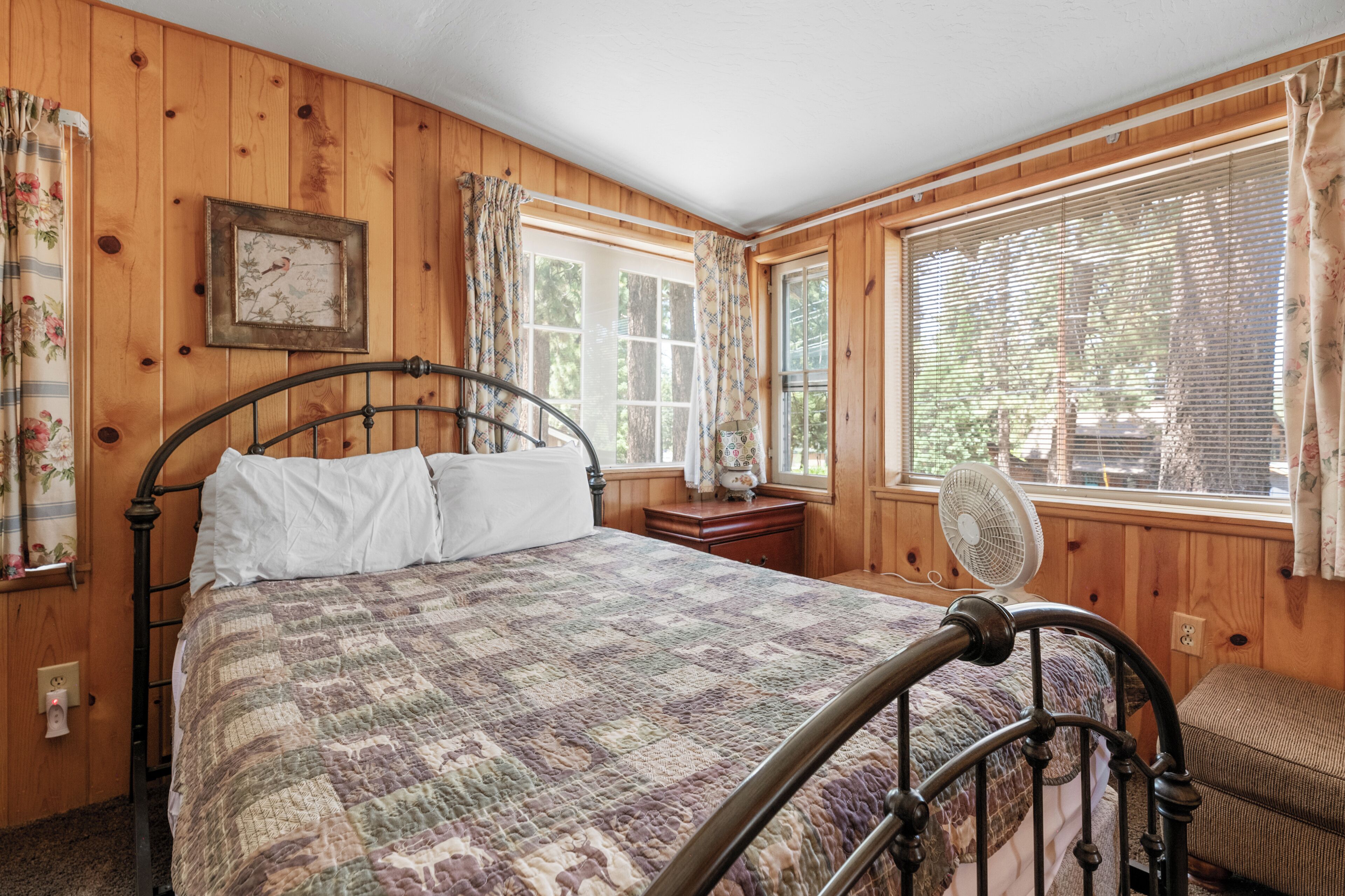 Standard House, Non Smoking, Kitchen | 1 bedroom, bed sheets