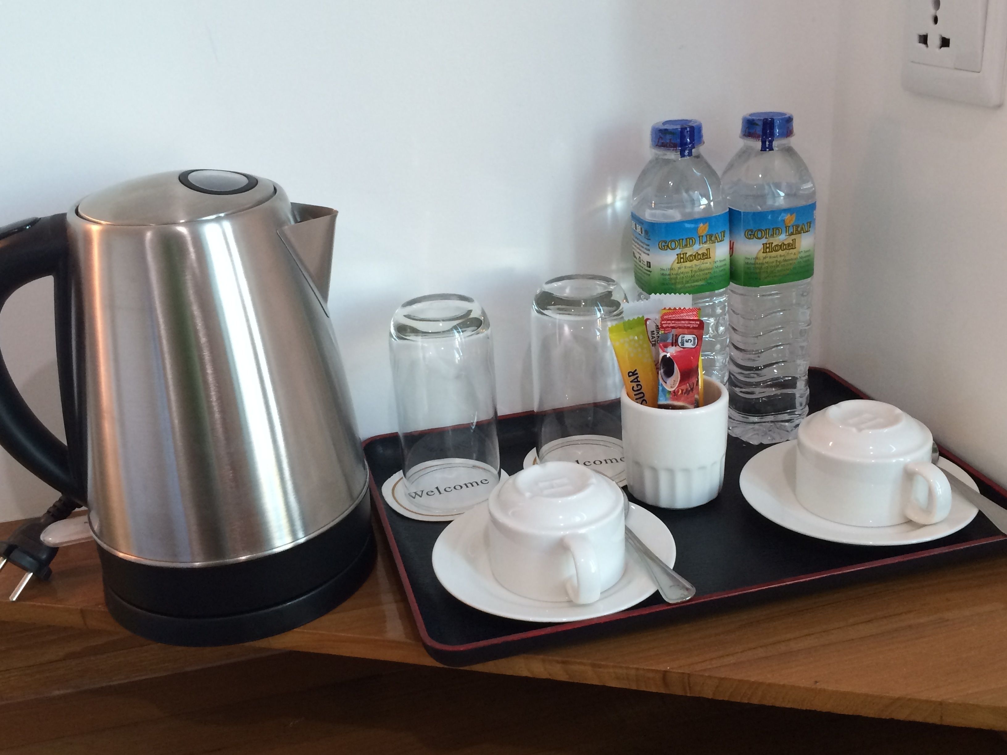 standard room | coffee and/or coffee maker