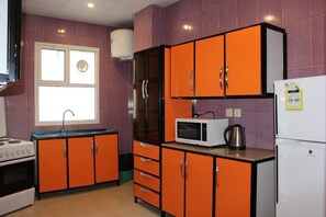 Apartment, 2 Schlafzimmer | Eigene Küche | Kühlschrank, Mikrowelle, Kochgeschirr/Geschirr/Besteck