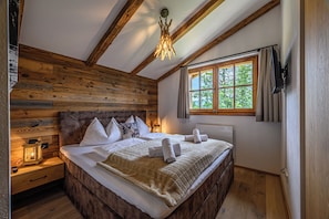 Stuga Classic (Schnee-Eule, incl. cleaning EUR 170) | Värdeförvaringsskåp på rummet, barnsängar, gratis wi-fi och sängkläder