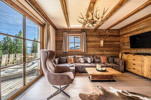 Televisor de pantalla plana de 43 polzades amb canals per cable 