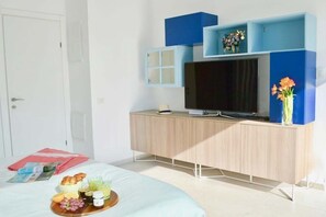 Exclusive Apartment | Television - Beautiful Sea View Penthouse PkgTL11 (Tel Aviv)