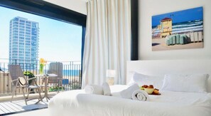 Exclusive Apartment | 3 bedrooms, blackout drapes, free WiFi, bed sheets - Beautiful Sea View Penthouse PkgTL11 (Tel Aviv)