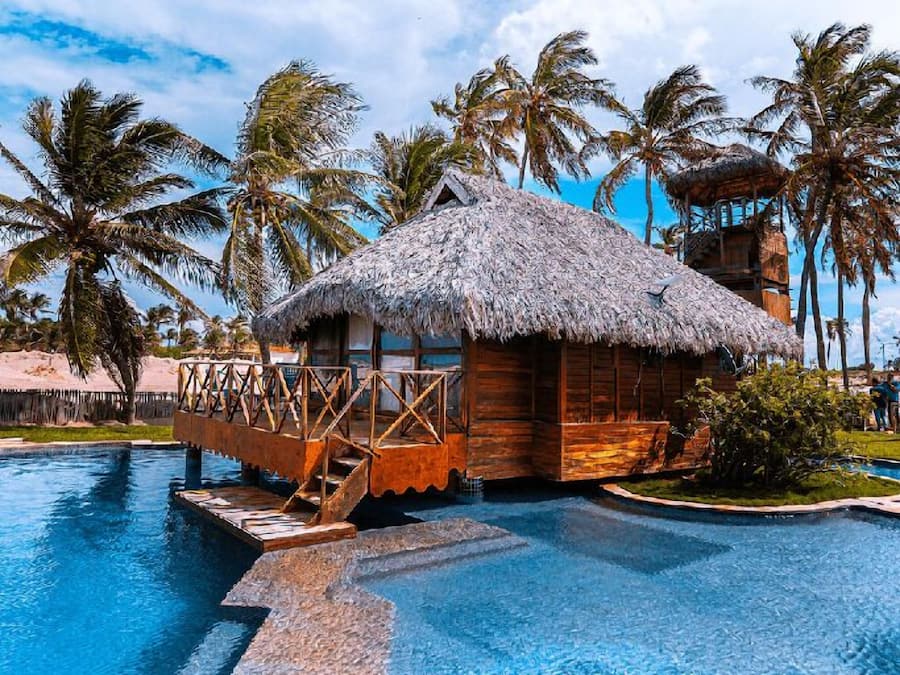 Bungalow | Minibar, blackout drapes, free WiFi, bed sheets