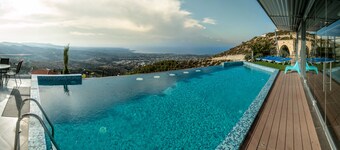 Panorama & Oceania Villas