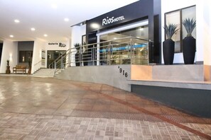 مدخل المنشأة