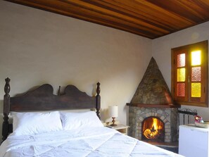 Suite, Hot Tub (Flamboyant) | Minibar, free WiFi - Villa da Vila (Camanducaia)