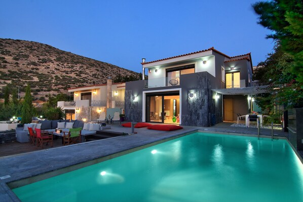Front of property – evening/night - Adam & Eve Villas (Saronikos)