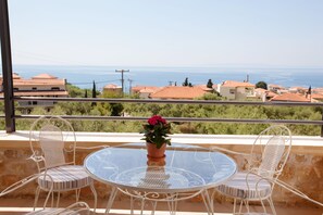 Basic-Suite, 1 Schlafzimmer, Strandblick, Meerseite | Wohnbereich