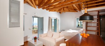 Lithos Guesthouse Kardamili