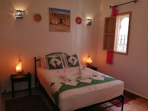 In-room safe, iron/ironing board, free cribs/infant beds, rollaway beds - Riad Dar Nakhla (Marrakech)