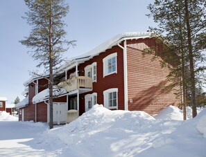 Apartment, 3 Bedrooms, Sauna (77.5 m2) | Terrace/patio