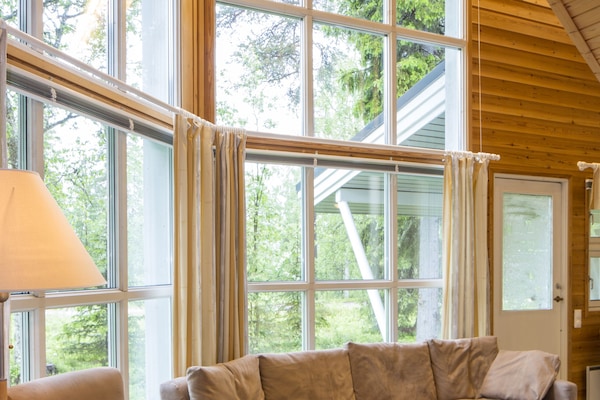 Leilighet, 2 soverom, badstue (75 m2) | Oppholdsrom | Flatskjerm-TV, peis og DVD-spiller