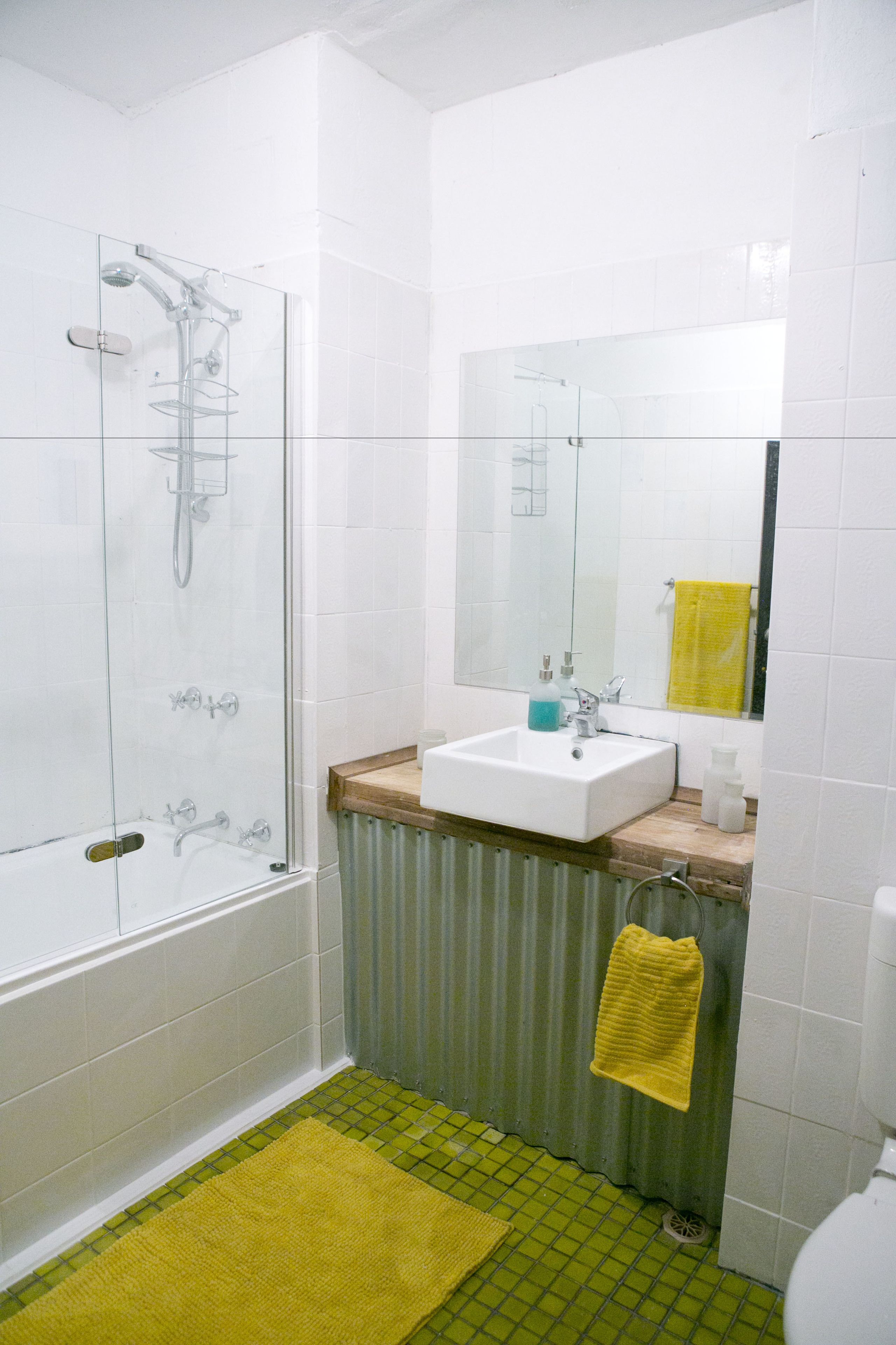 House, 4 Bedrooms | Bathroom | Hair dryer, towels, toilet paper