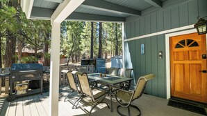 Standard House, Non Smoking, Kitchen | Terrace/patio - Apples Delight (Big Bear Lake)